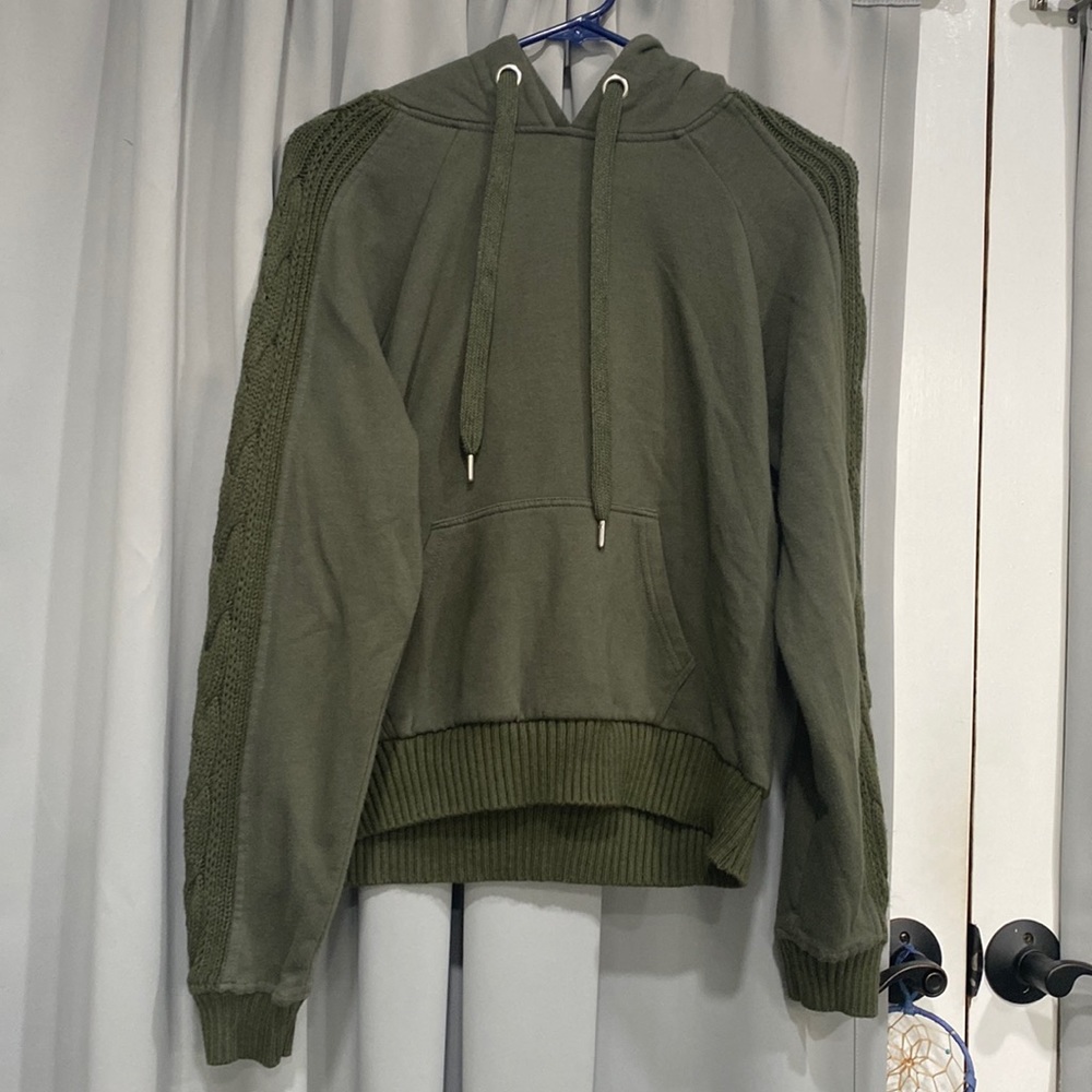 Garage sweatshirt/sweater